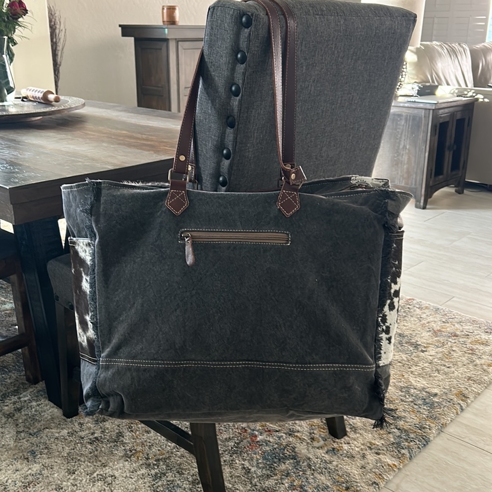 Sold!!! Myra boho/western weekender with amazing chocolate leather!!! - Picture 5 of 7